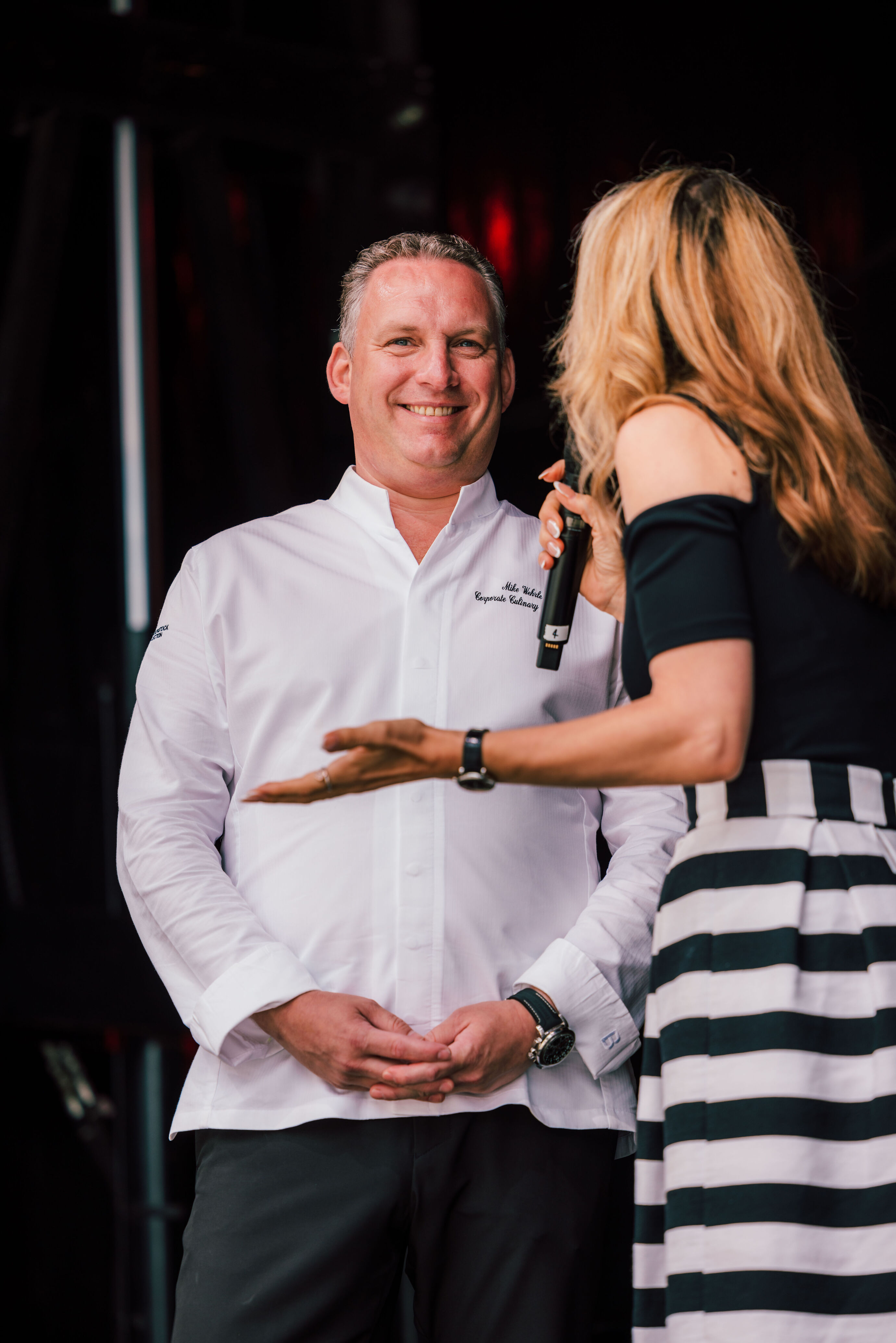 Koch im Gespräch bei der 150 Jahre Feier des Bürgenstocks