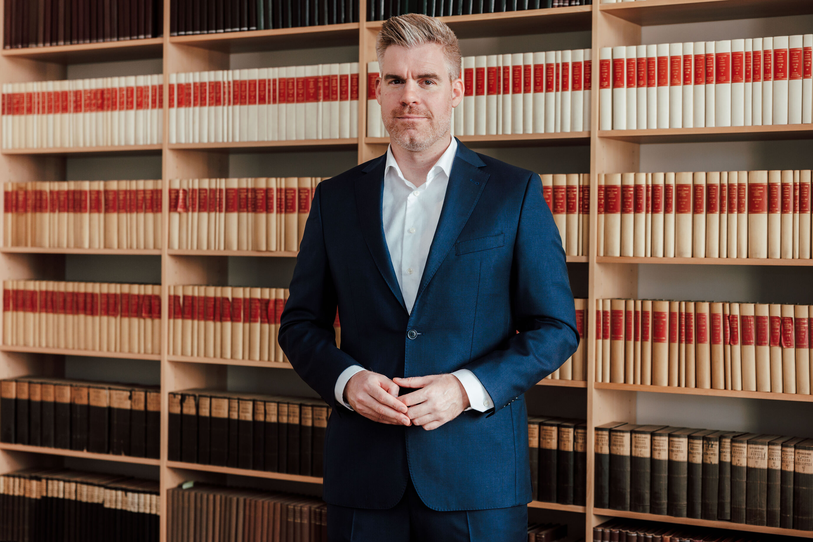 Porträt eines Mannes mit Präsenz und Ausstrahlung